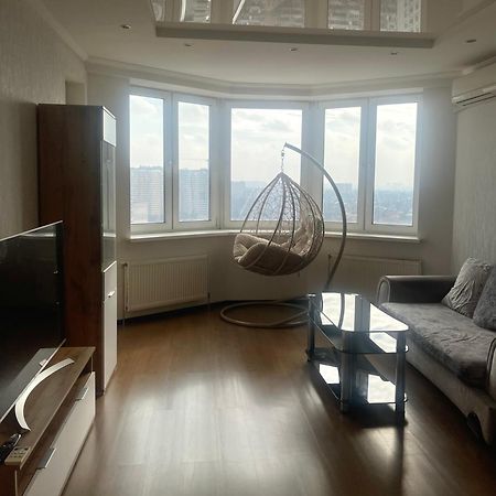View Apartments, 22 Floor With 2 Rooms 키예프 외부 사진